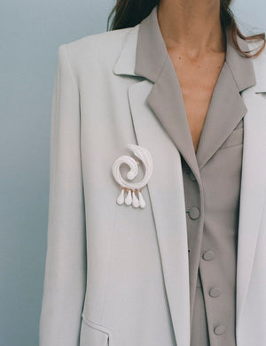 Nautilus brooch